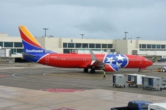 SOUTHWEST-B-737-8H4